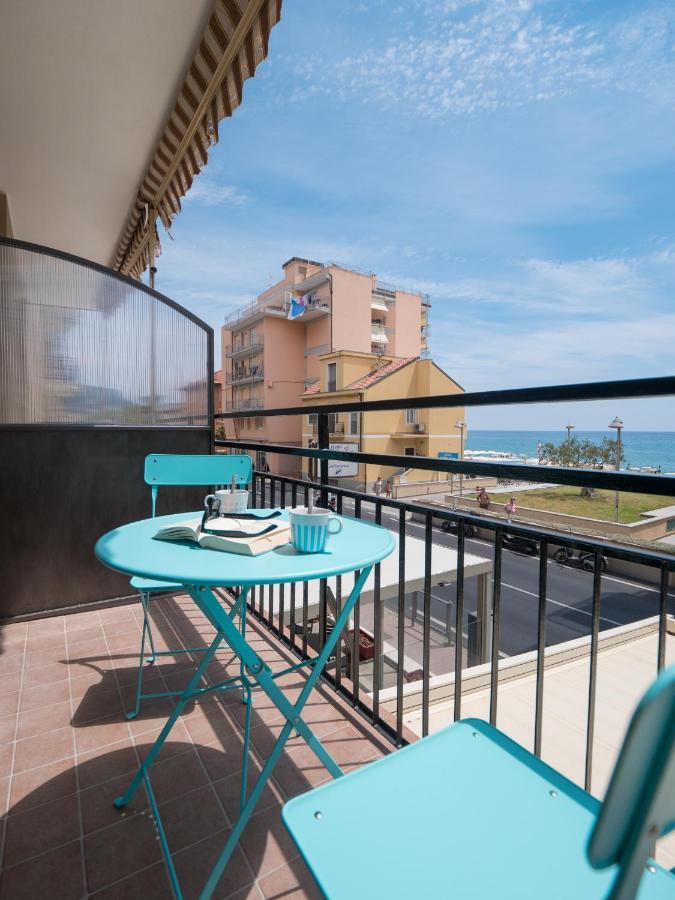 Babyaccommodation Family Experience III Pietra Ligure Luaran gambar